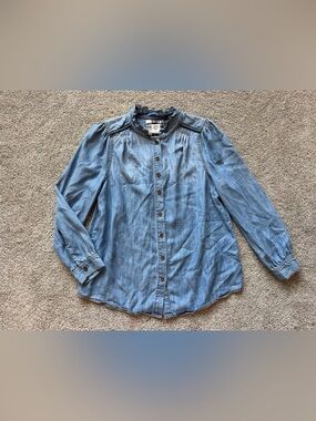 Women’s Good Hart Chambray Button-Up Blouse- Size XS